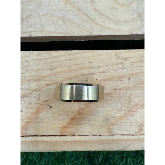 King Will Glory 10mm Tungsten Ring - Picture 5 of 7